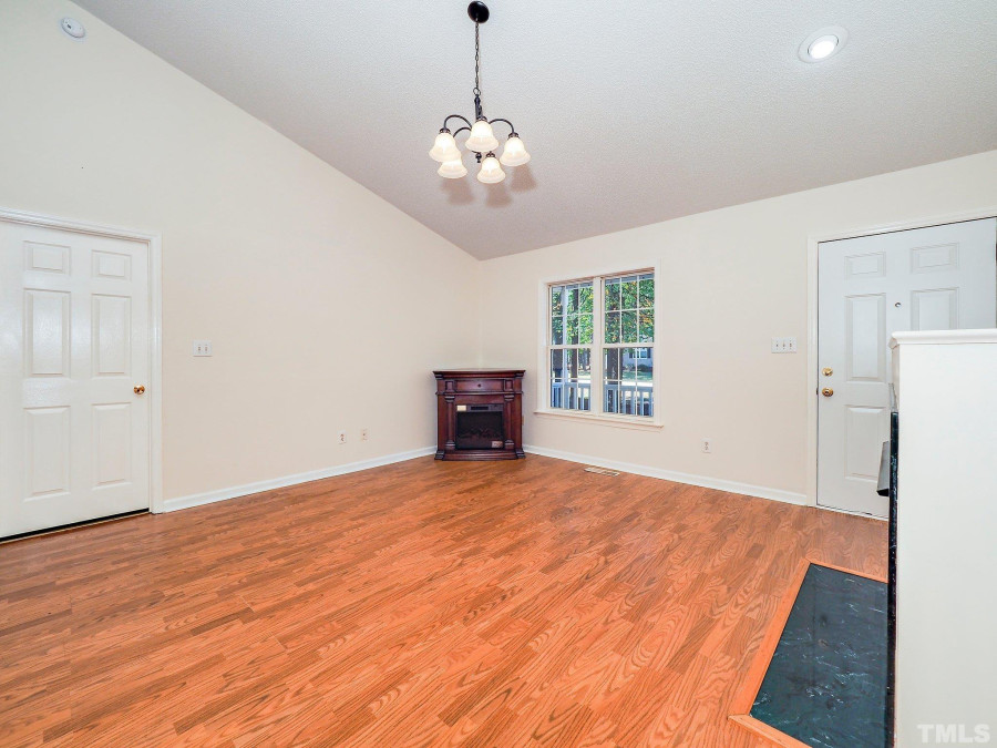 105 Samuel Ln, Four Oaks, NC 27524 Raleigh Realty