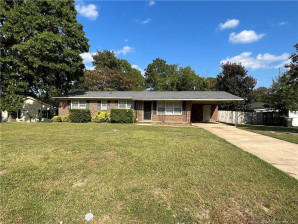 2002 Shiloh Dr Fayetteville, NC 28304