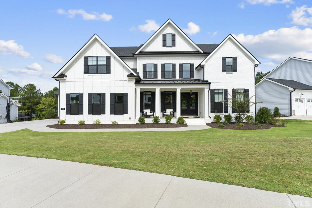200 Addison Pond Dr, Holly Springs, NC 27540 Raleigh Realty