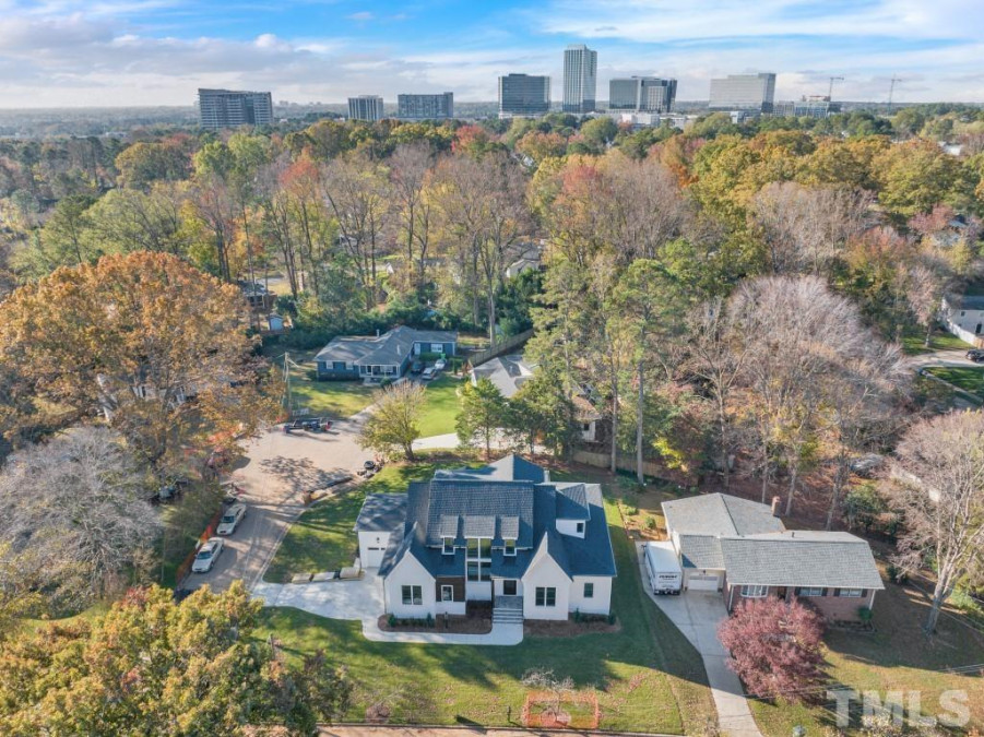 4801 Lakemont Dr, Raleigh, NC 27609 Raleigh Realty