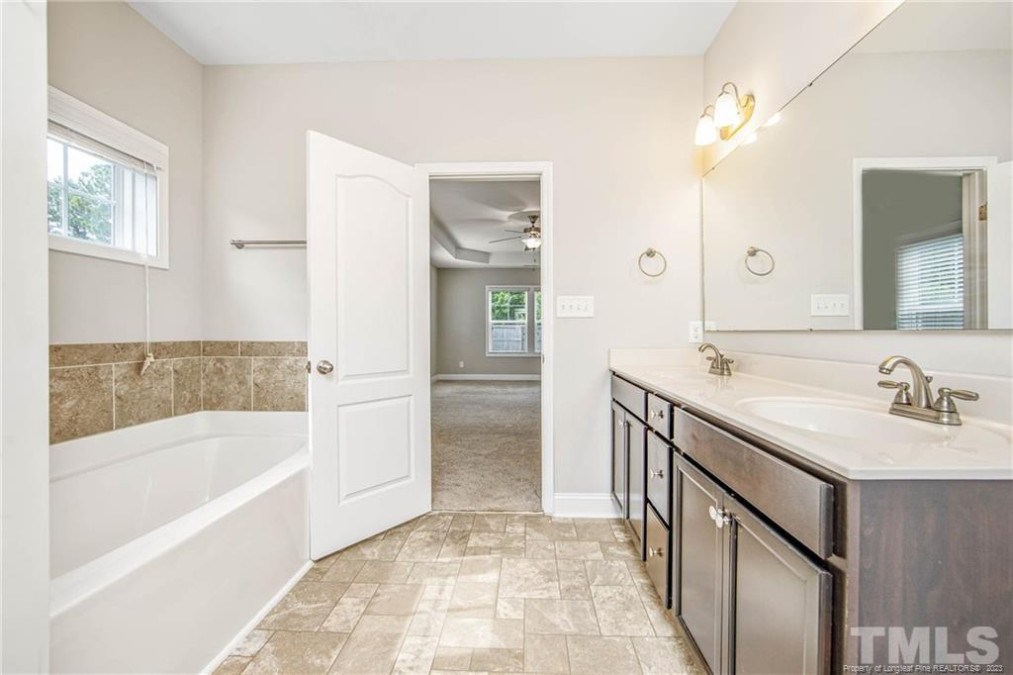 3305 Northgate Dr Fayetteville, NC 28311