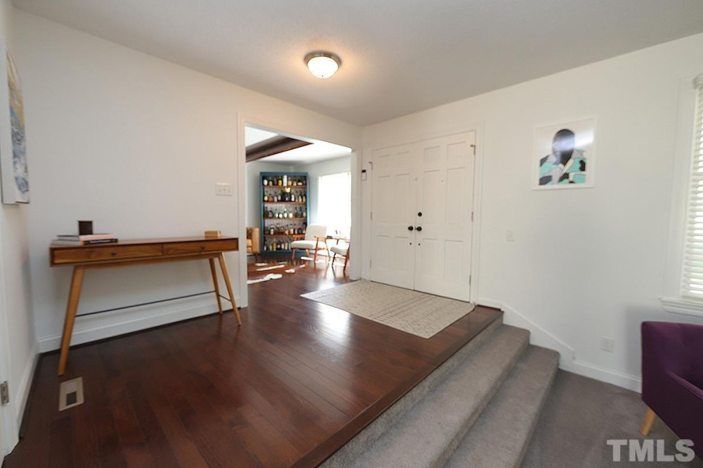 3712 Pleasant Valley Rd Raleigh, NC 27612