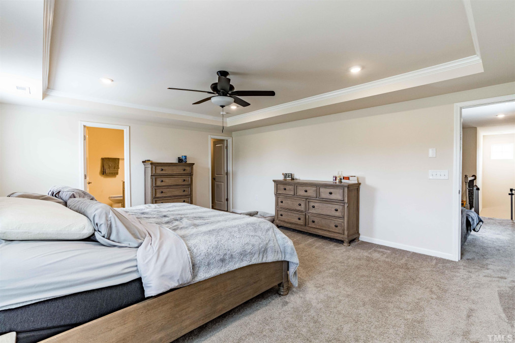 2069 Hosel Ln Fuquay Varina, NC 27526