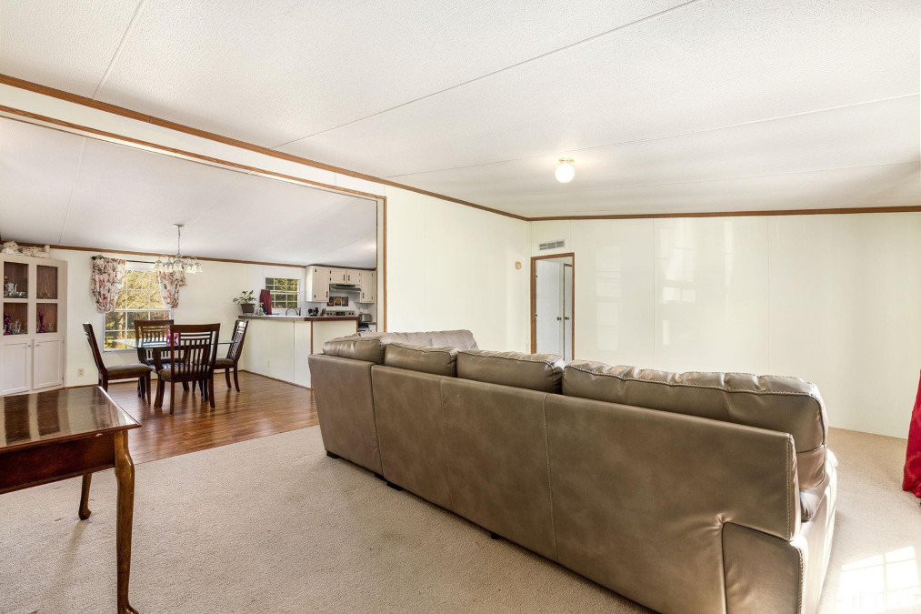 313 Plum Nutty Rd, Henderson, NC 27537 Raleigh Realty