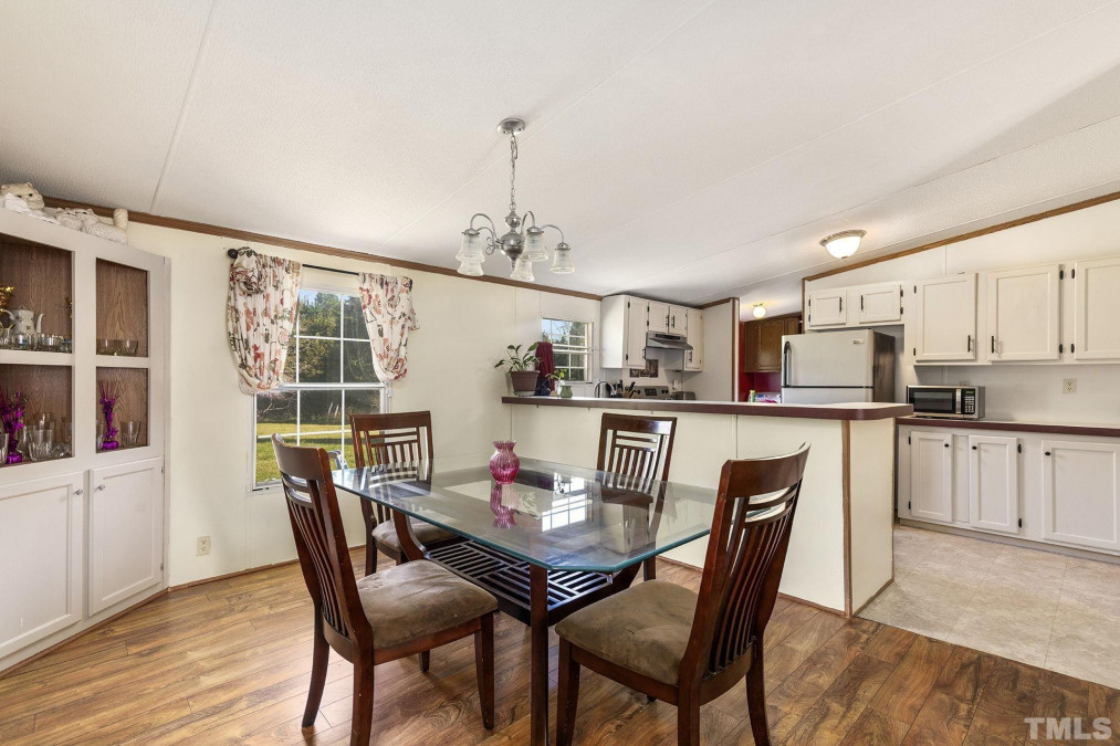 313 Plum Nutty Rd, Henderson, NC 27537 Raleigh Realty