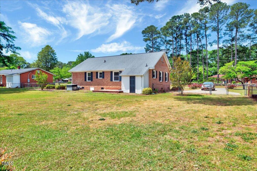 106 Woodland Acres Ave Dudley, NC 28333