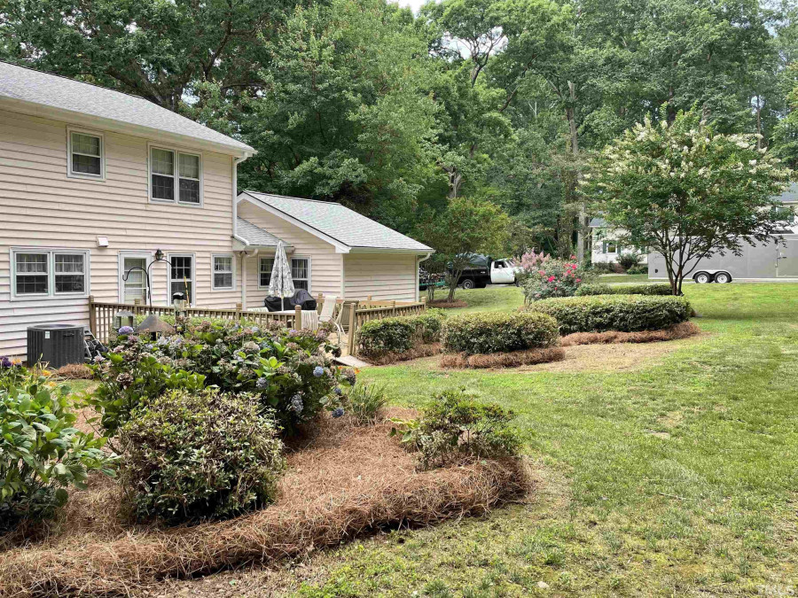 901 Vickie Dr, Cary, NC 27511 Raleigh Realty