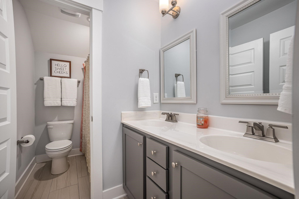 125 Brookshire Dr, Youngsville, NC 27596 Raleigh Realty