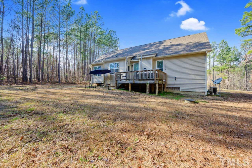 85 Copper Creek Dr Youngsville, NC 27596