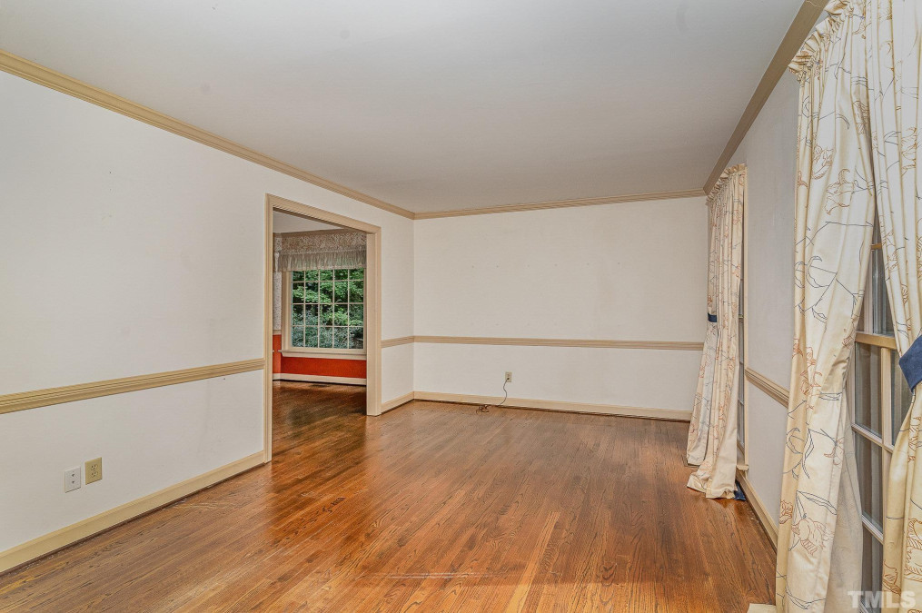 4909 Springwood Dr Raleigh, NC 27613