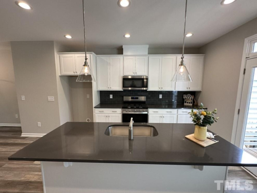 2907 Dallas Valley Ln Apex, NC 27502