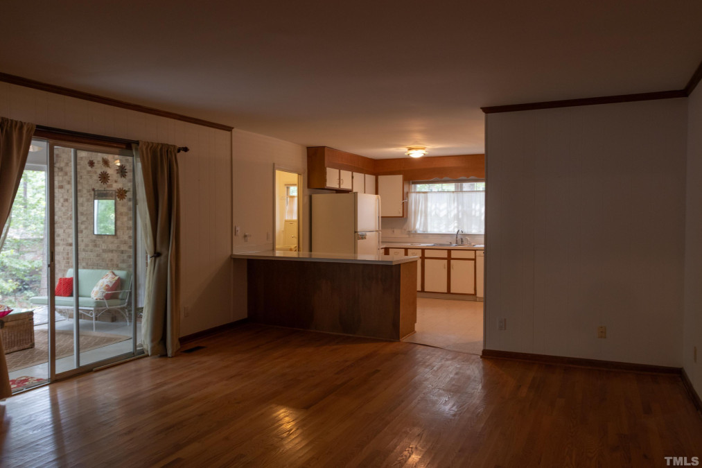 811 Emory Dr Chapel Hill, NC 27517