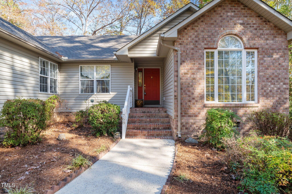 768 Troon Cir Sanford, NC 27332