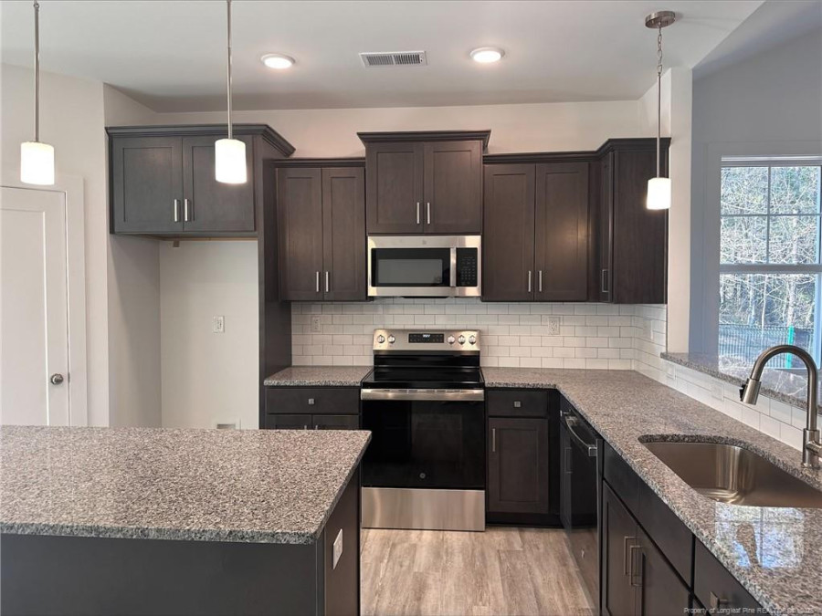 252 Grove Walk Rd Raeford, NC 28376