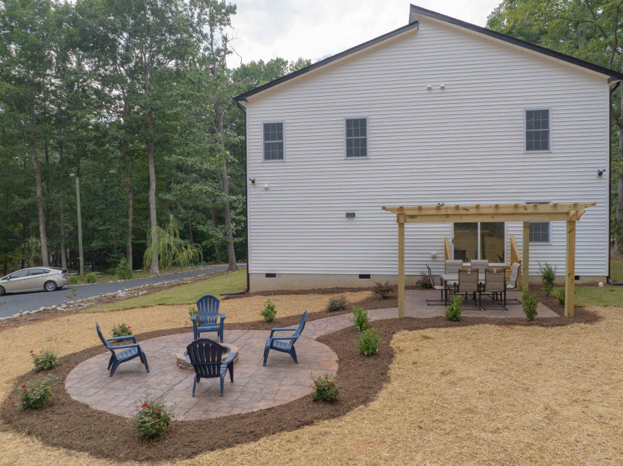 104 Nakoma Dr Louisburg, NC 27549