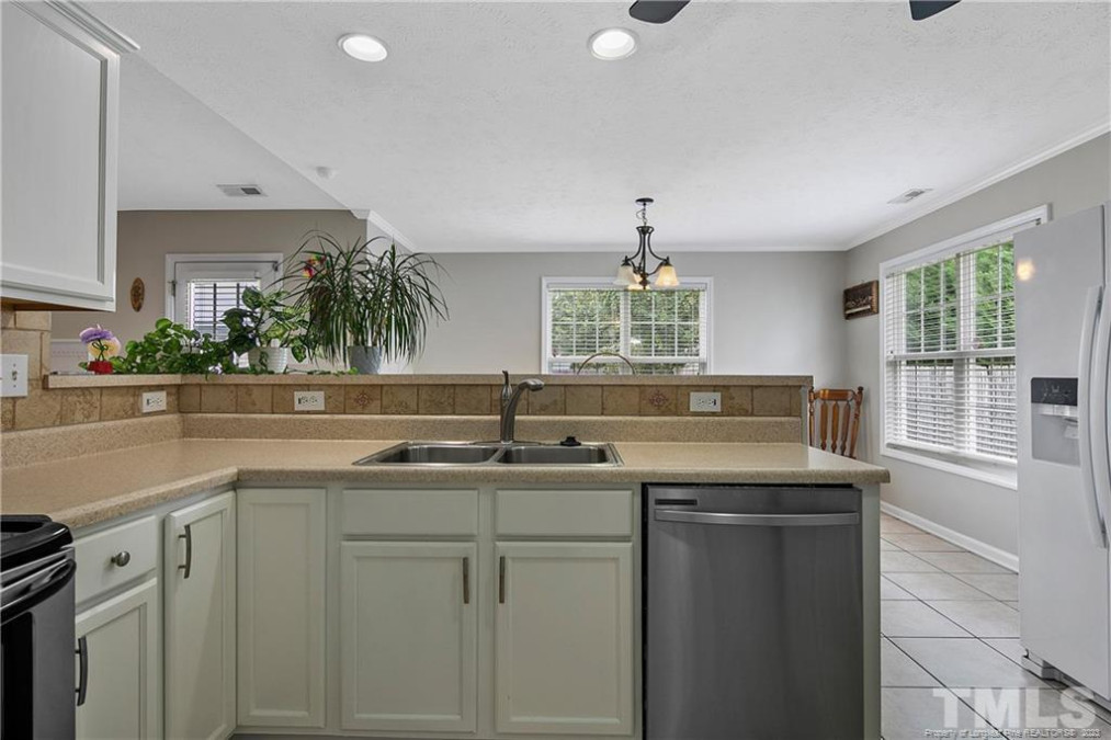 1920 Caviness St Fayetteville, NC 28314