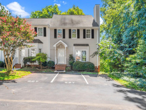 227 Riverwalk Cir Cary, NC 27511