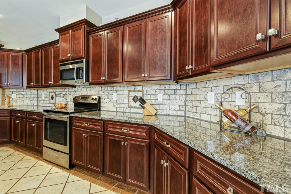 83 Clarks Creek Rd Pittsboro, NC 27312