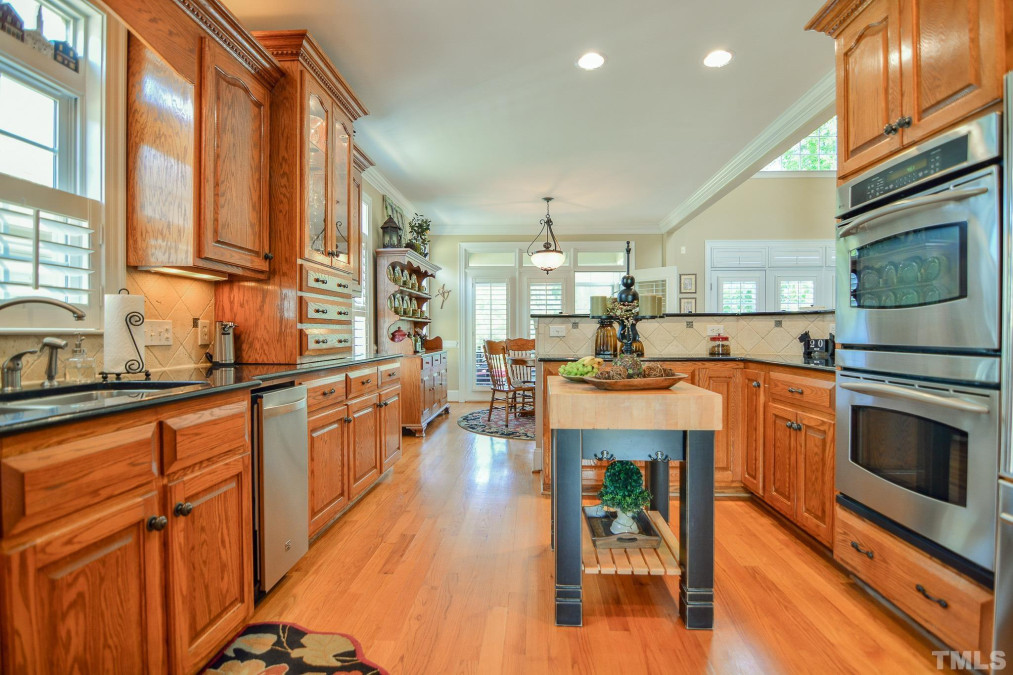 2131 Willow Hill Ln Clayton, NC 27520