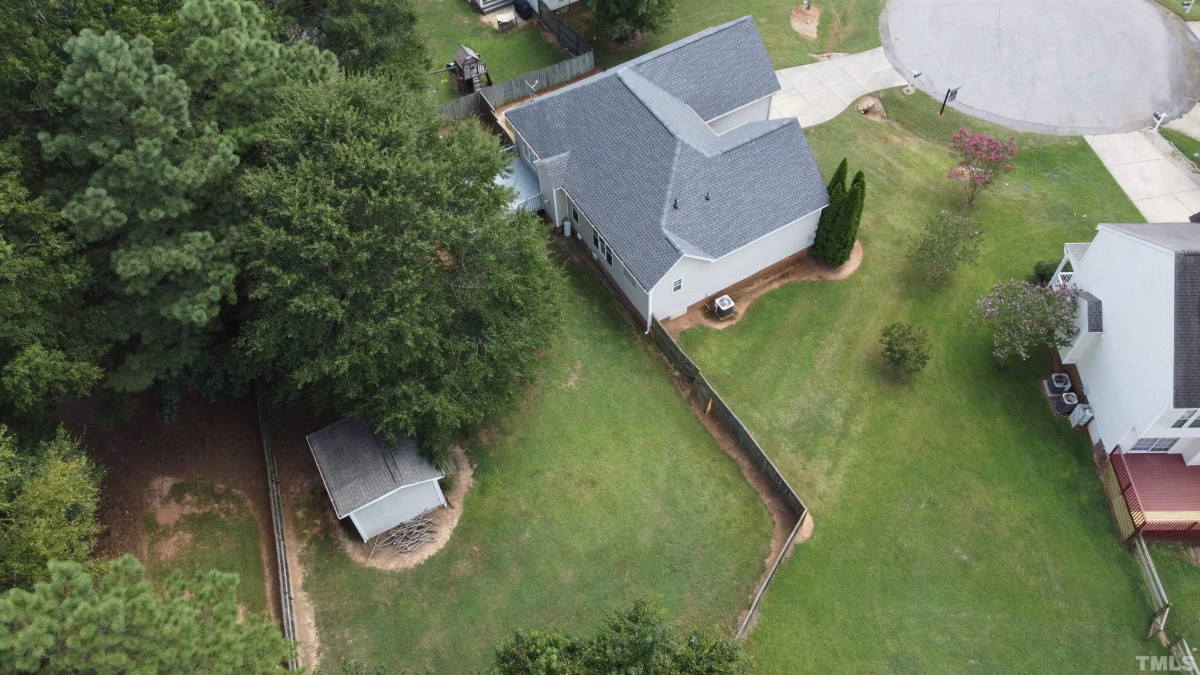 124 Pondfield Ct Clayton, NC 27527