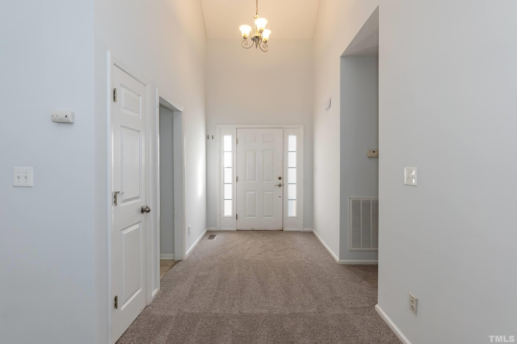 124 Pondfield Ct Clayton, NC 27527