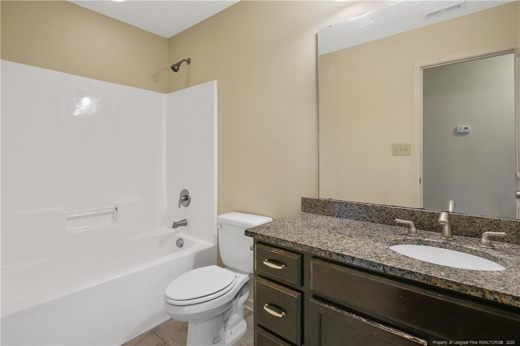 3017 Blockade Runner Fayetteville, NC 28306