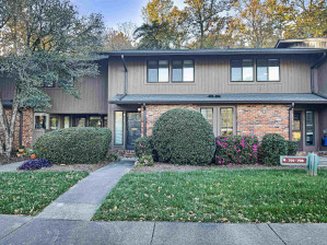 703 Oak Tree Chapel Hill, NC 27517