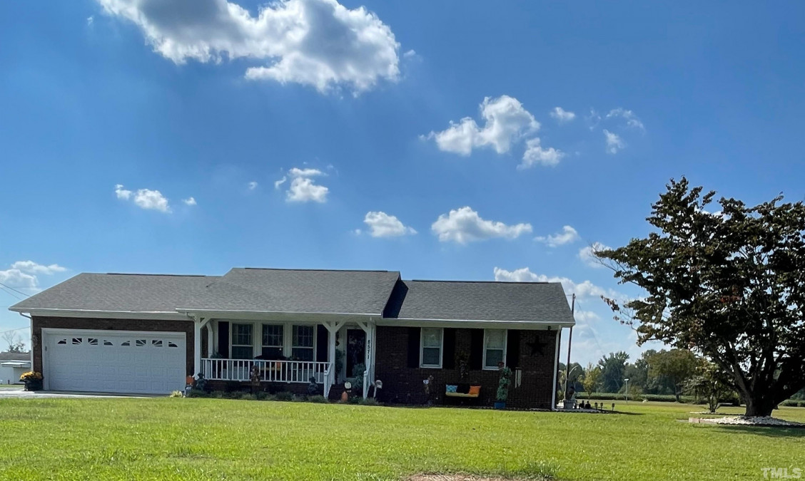 8571 Rhodes Pond Rd, Dunn, NC 28334 Raleigh Realty