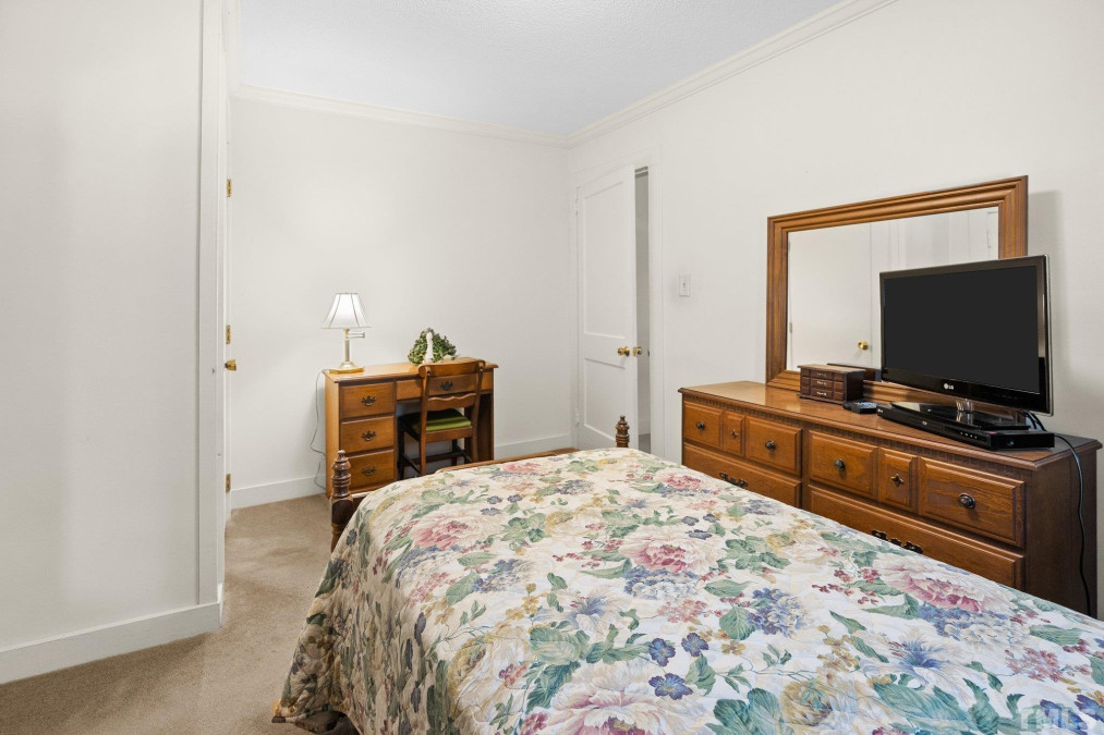 803 Pleasant Dr Durham, NC 27703