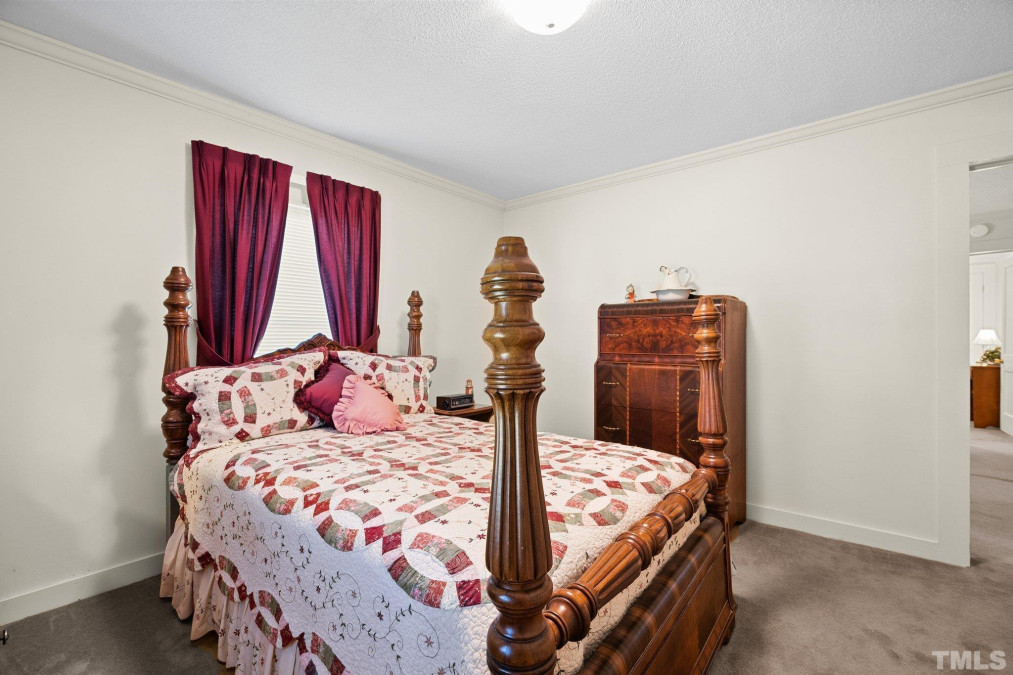 803 Pleasant Dr Durham, NC 27703