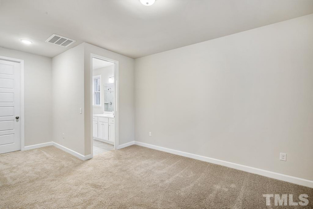 3405 South Pointe Dr Apex, NC 27539