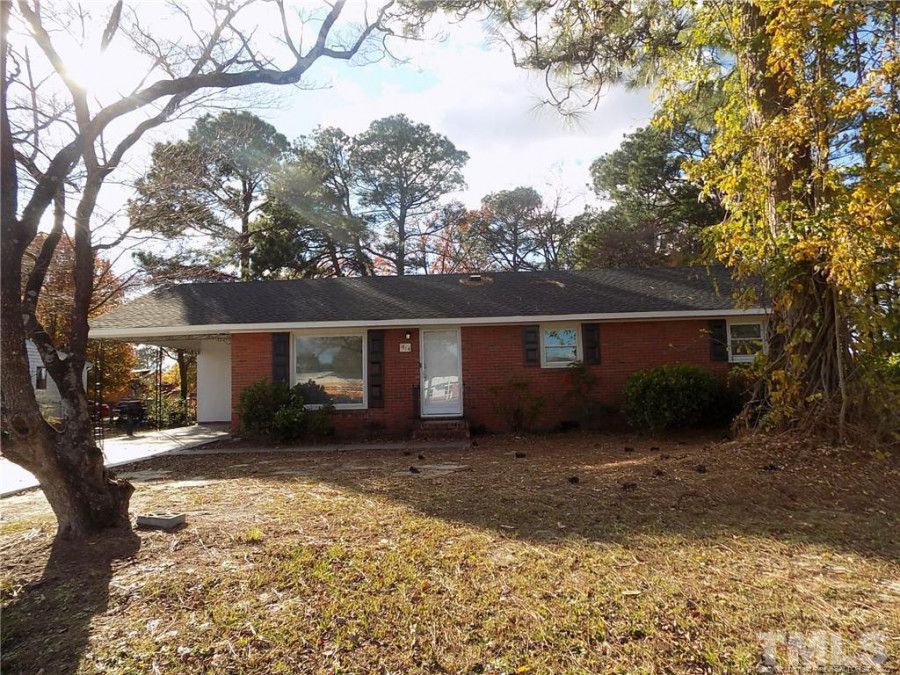 1814 Ireland Dr Fayetteville, NC 28304