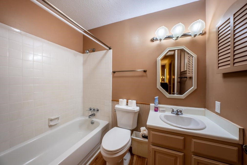 237 Barclay Rd Durham, NC 27712