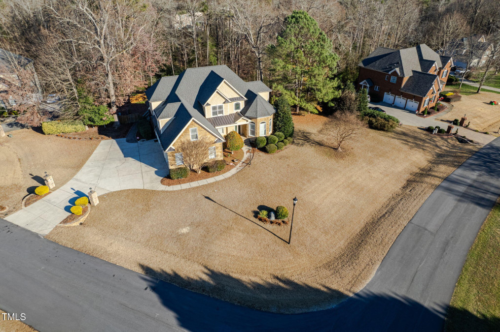 3000 Dogwood Valley Ct Raleigh, NC 27616