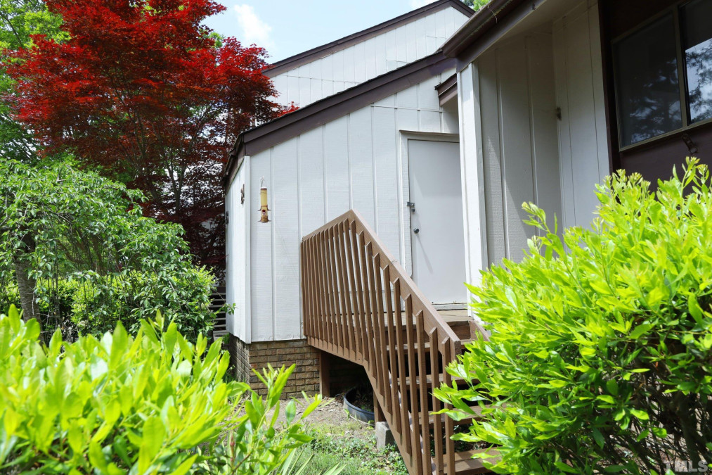 3775 Guess Rd, Durham, NC 27705 Raleigh Realty