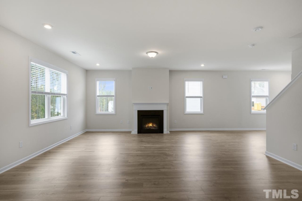 95 Madden Rose Loop Garner, NC 27529