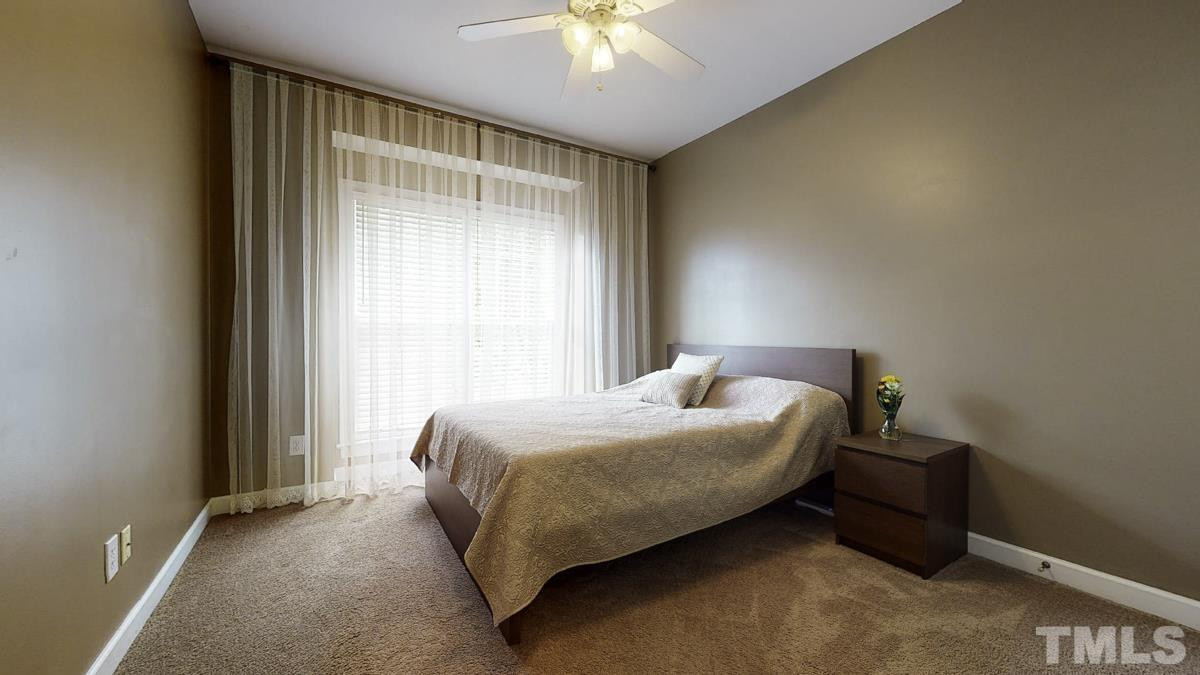 907 Haddon Hall Dr, Apex, NC 27502 Raleigh Realty