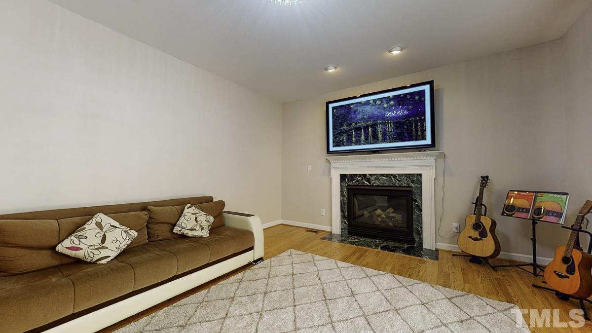 907 Haddon Hall Dr, Apex, NC 27502 Raleigh Realty