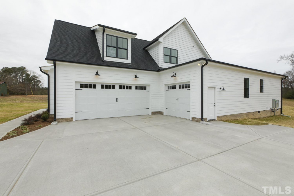 772 River Rd, Fuquay Varina, NC 27526 Raleigh Realty