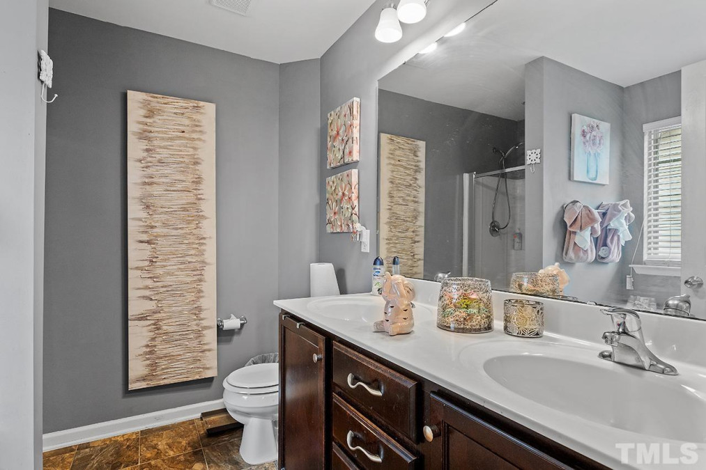 2620 Shepherd Valley St Raleigh, NC 27610