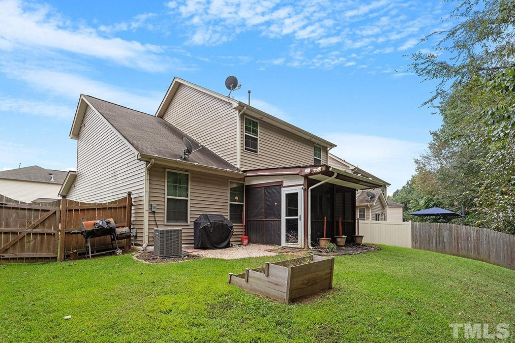 2620 Shepherd Valley St Raleigh, NC 27610