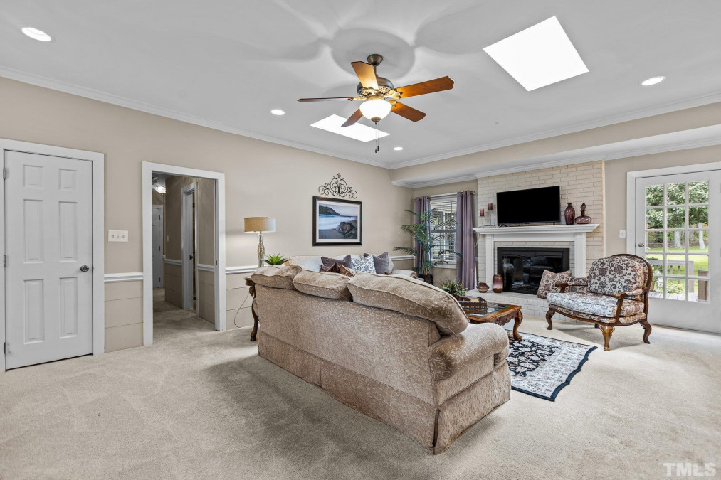 705 Hillandale Dr, Garner, NC 27529 Raleigh Realty