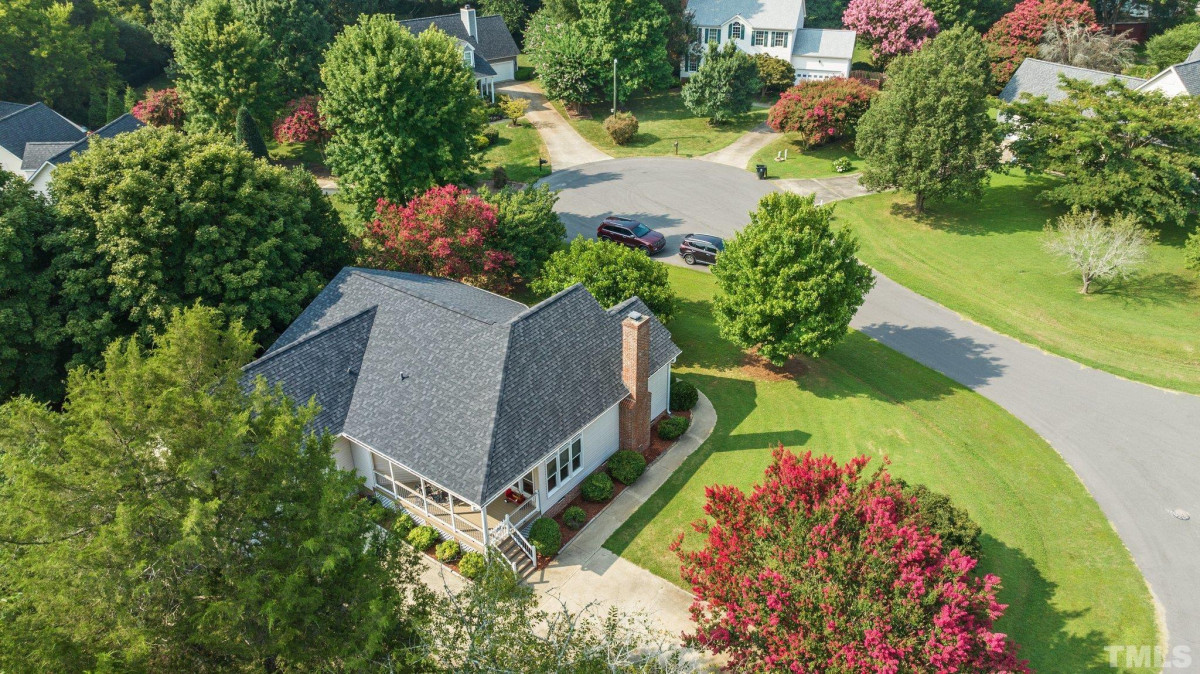 126 Evergreen Dr Pittsboro, NC 27312