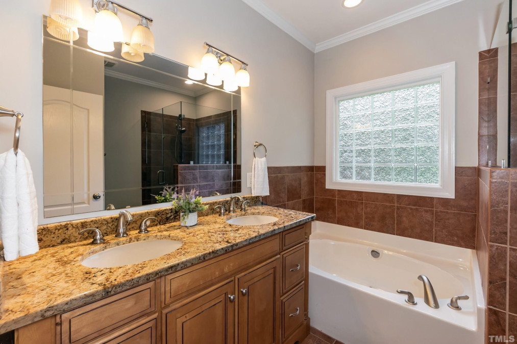107 Crow Dr Louisburg, NC 27549