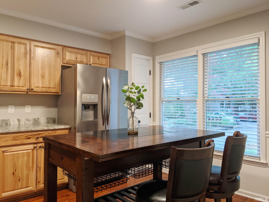 1507 Woodcroft Dr Raleigh, NC 27609