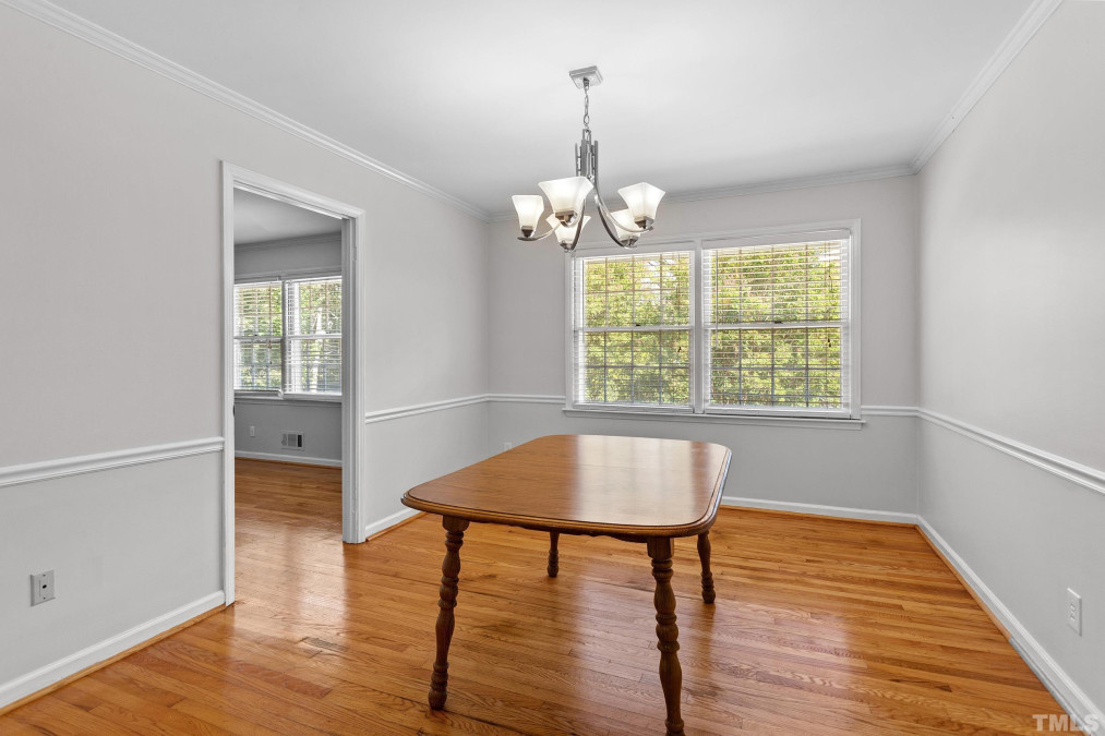4017 Spruce Dr Raleigh, NC 27612