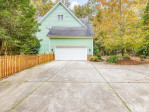 8132 Robincrest Ct Fuquay Varina, NC 27526