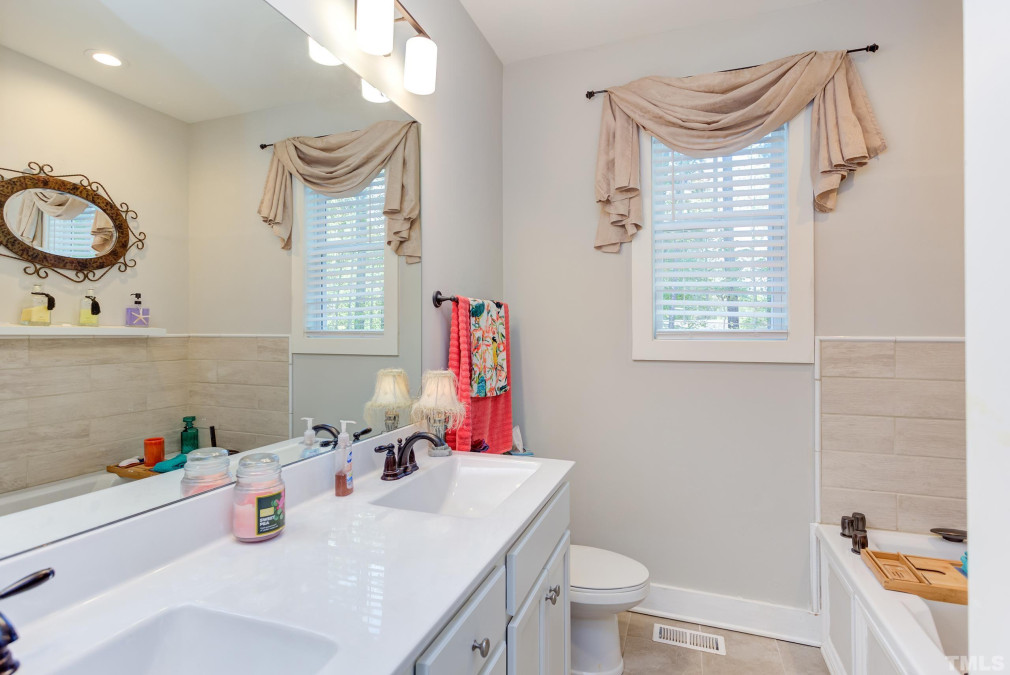 225 Rudd Rd Youngsville, NC 27596