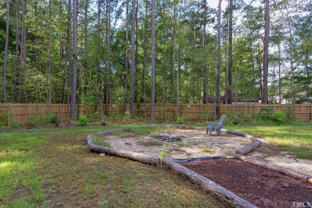 225 Rudd Rd Youngsville, NC 27596