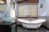 14 Harvey Pl Durham, NC 27705